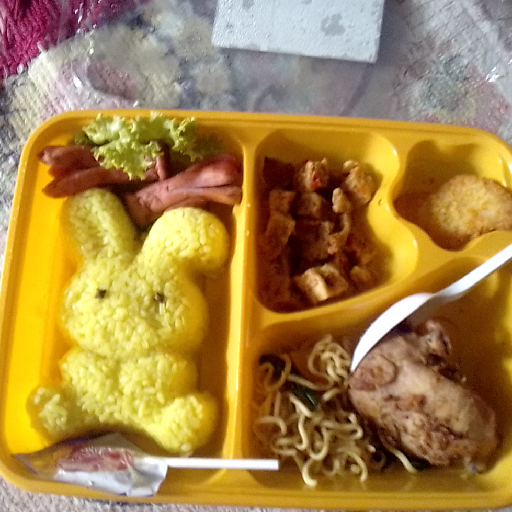 Nasi kuning surabaya