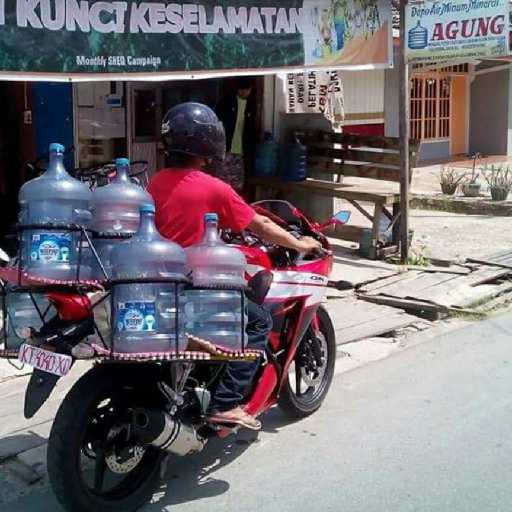 Air Galon Isi ulang 