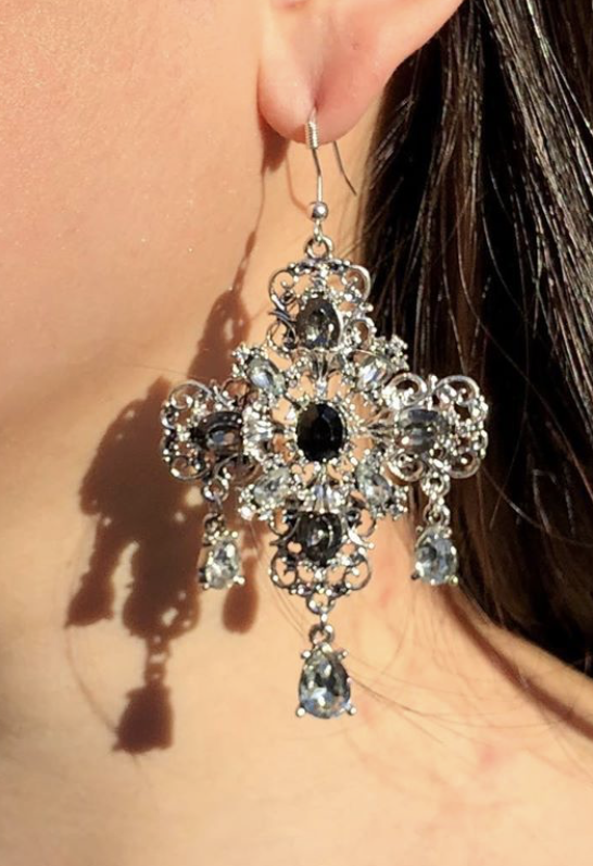 Anting Kristal Wanita