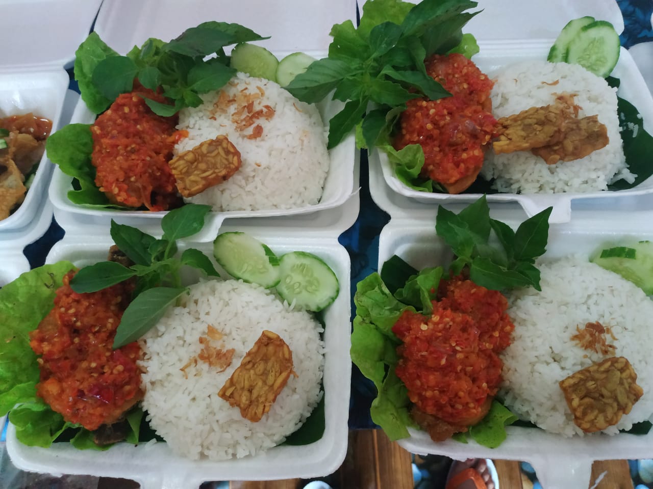 Ayam Penyet Sultan