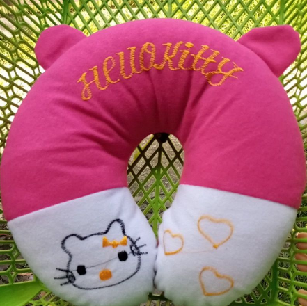 BANTAL LEHER HELLO KITTY PINK BORDIR