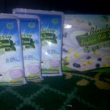 Blueberry Soybean Milk Drink 3