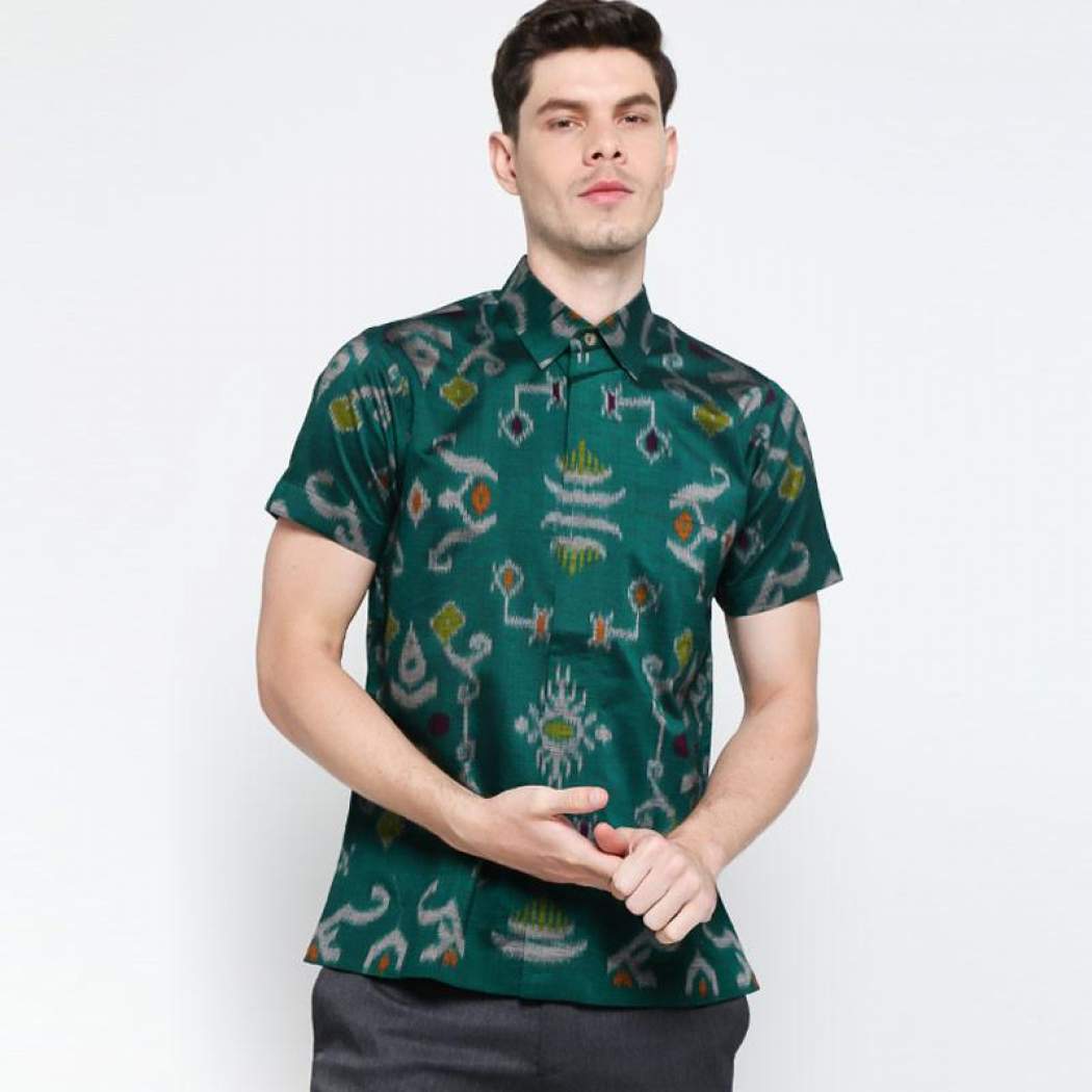  Ikat Short Bottle Shirt Pakaian Pria - Green  3