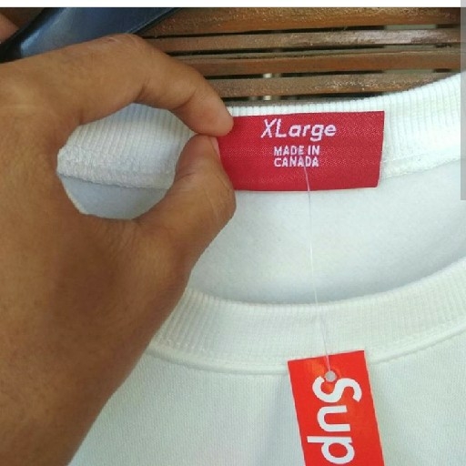 Jaket Sweater Supreme Three Colour Import 2