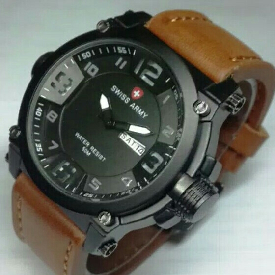 Jam Tangan Pria Swiss Army 2