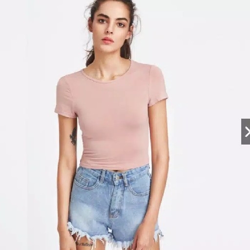 KAOS CROP LENGAN PENDEK 3