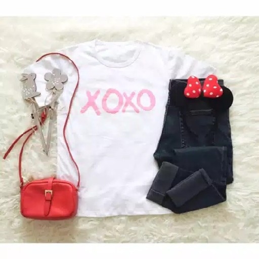 KAOS WANITA XOXO 2