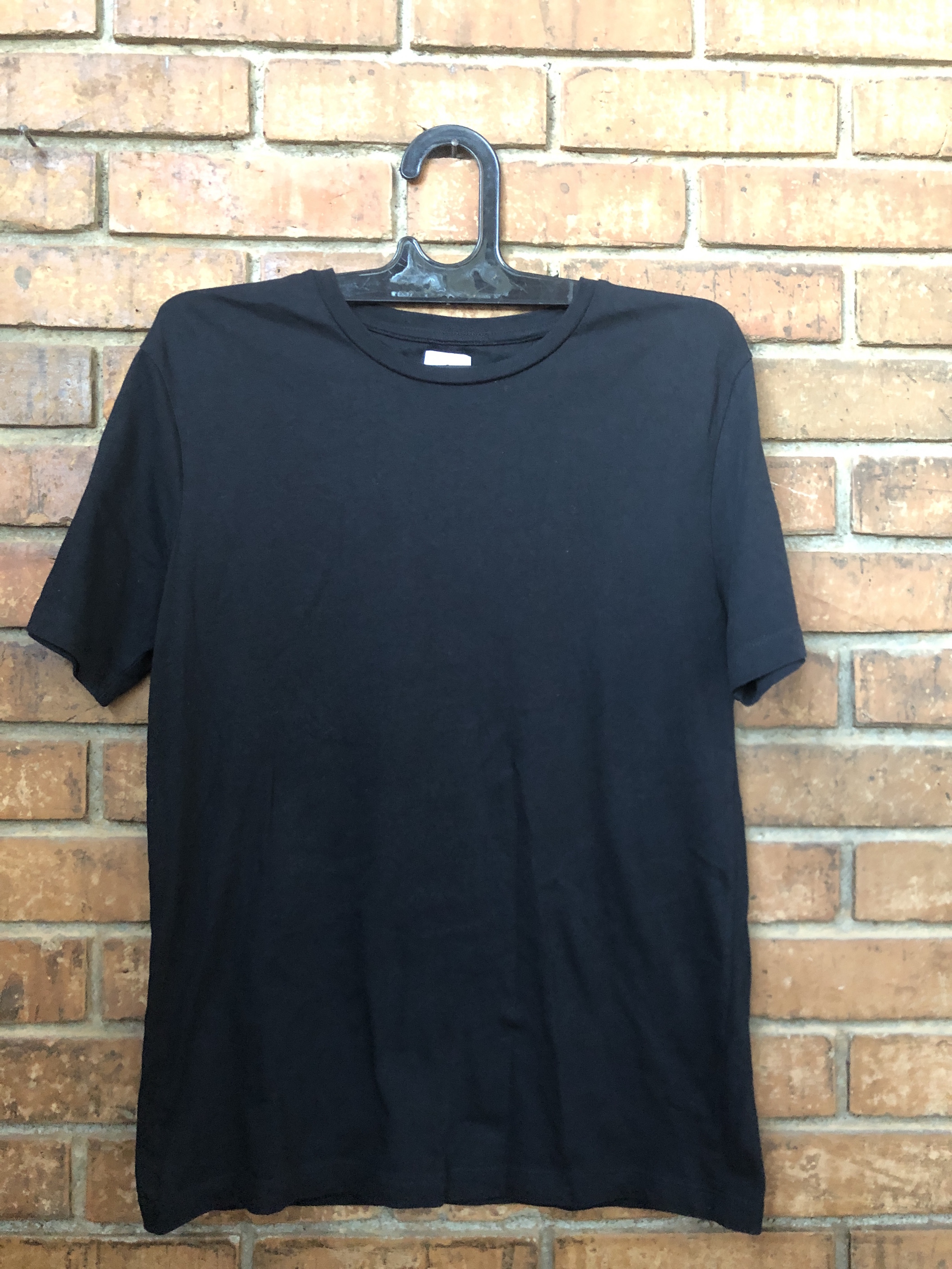 Kaus Lengan Pendek ZARA