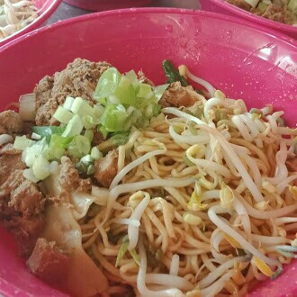 MIE YAMIN 77 KM 18 BANYUASIN PALEMBANG 3