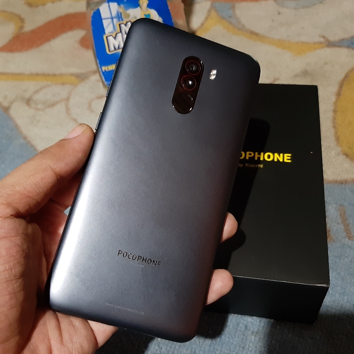 Pocophone F1 by Xiaomi Ram 6 64 Fullset 2