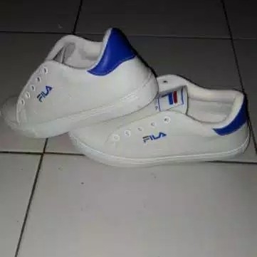 SEPATU KETS FIILLA DEA 2