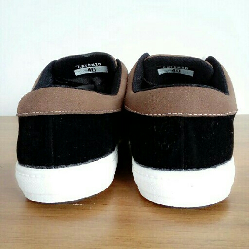 SEPATU SPORT PRIA - TF 105 2