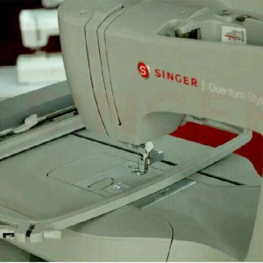 SINGER EM200 Mesin Bordir 2