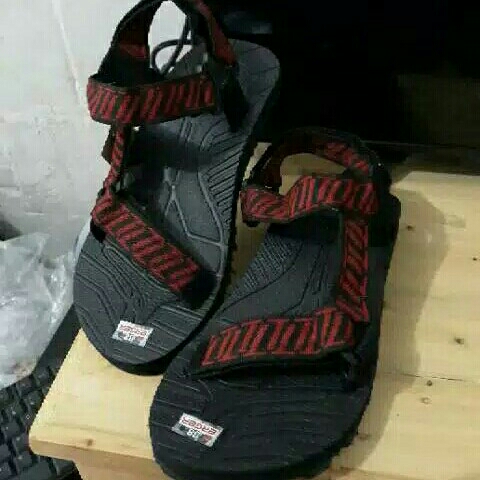Sendal Gubung Pria 2
