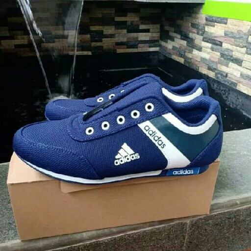 Sepatu Adidas Joging 2
