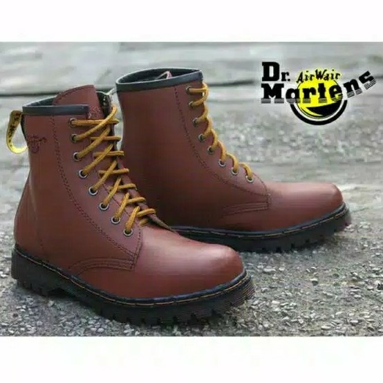 Sepatu Boots Dr Martens 8 Hole 2