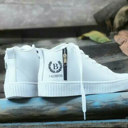 Sepatu Kets 3