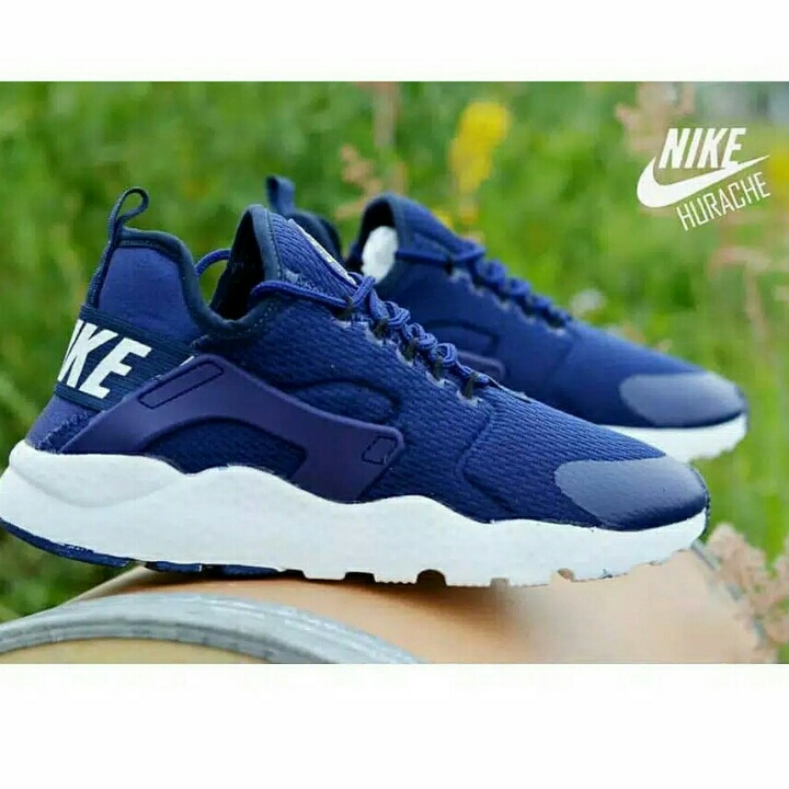 Sepatu Nike Hurace 3