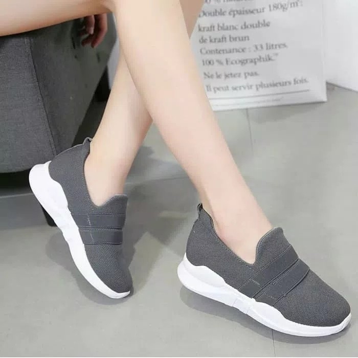 Sepatu Slip On Rubber DM40 Abu 2