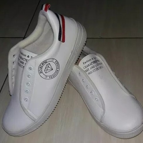 Sepatu Sneakers French JM30 Putih 2