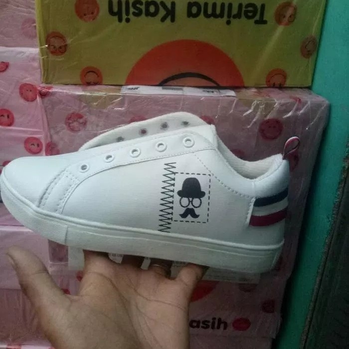 Sepatu Sneakers Poxing Charly Putih 4