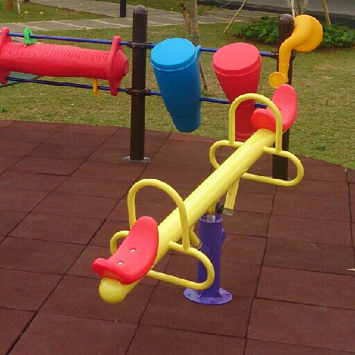 Single SeeSaw 2