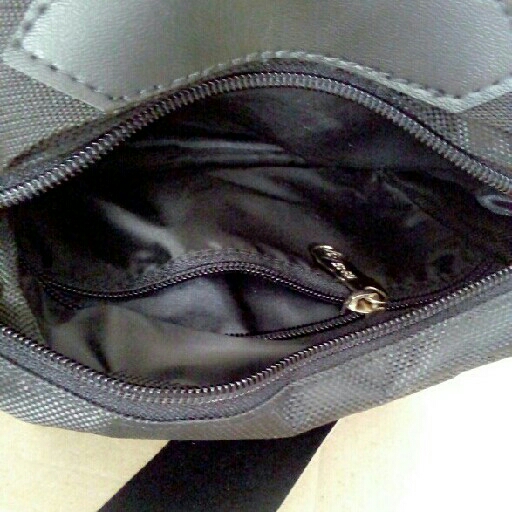 TAS KECIL PRIA - YSC 680 4