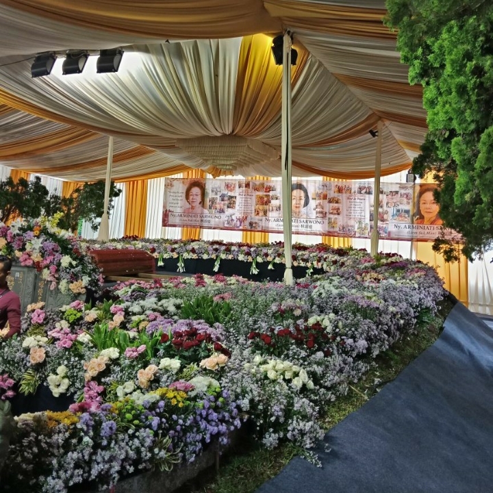 TENDA KEDUKAAN 2