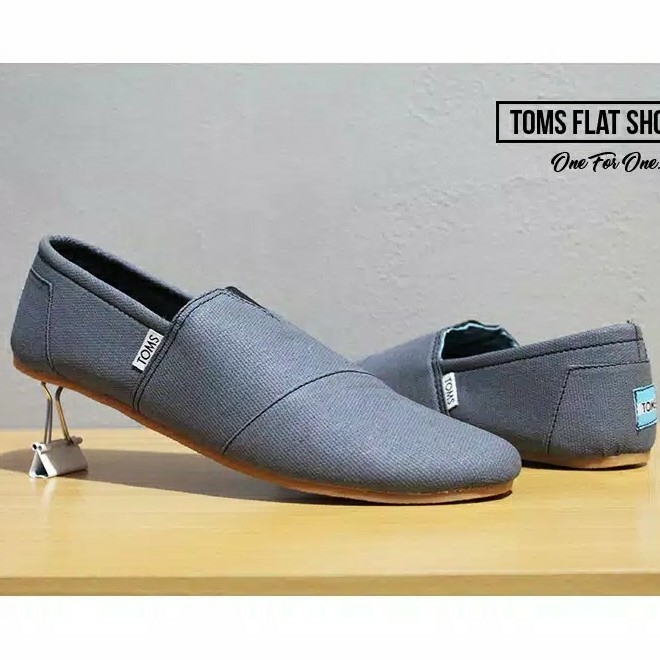 TOMS Flat Shoes Murah 2