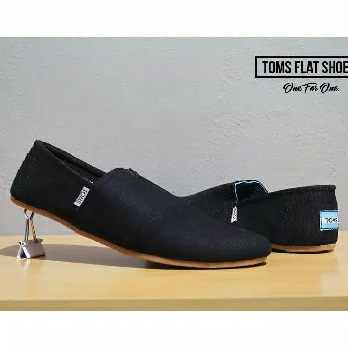 TOMS Flat Shoes Murah 3