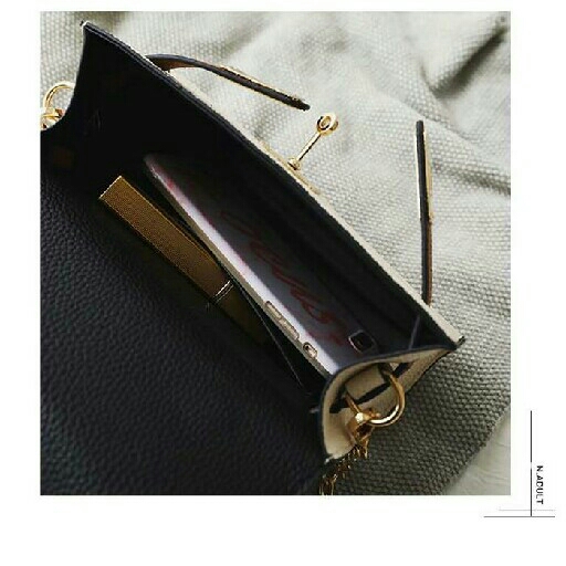 Tas Slempang Import 4