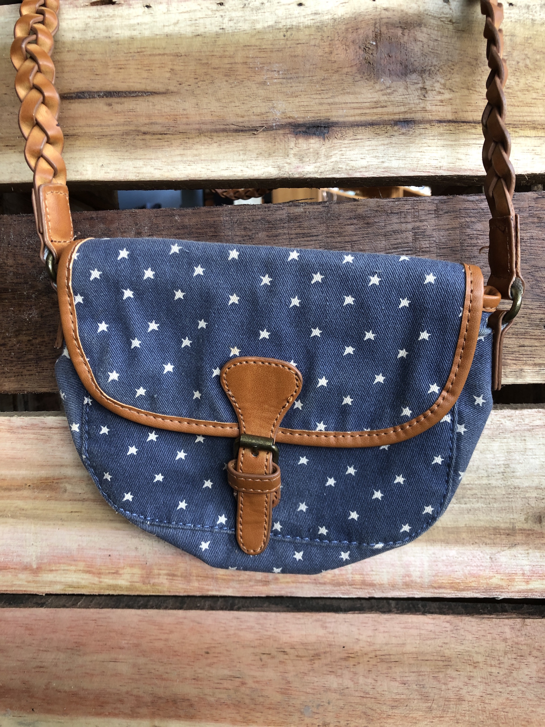 Tas Selempang Wanita