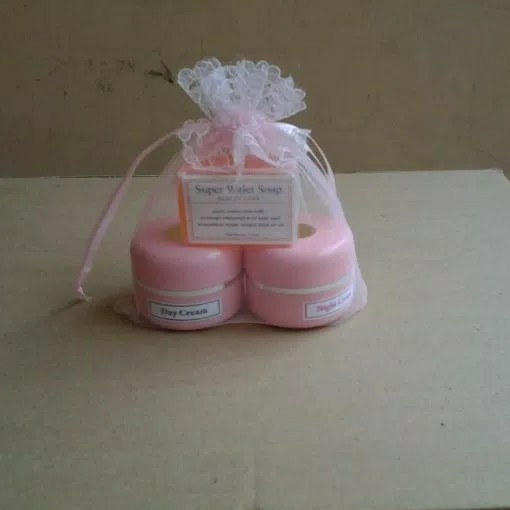Walet Baby Pink 2