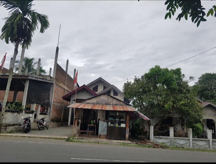 Warung Mie Pangsit Goyang Lidah Cot Gud 3