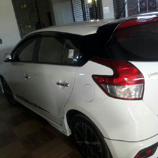 Yaris TRD S Putih Tahun 2017 4