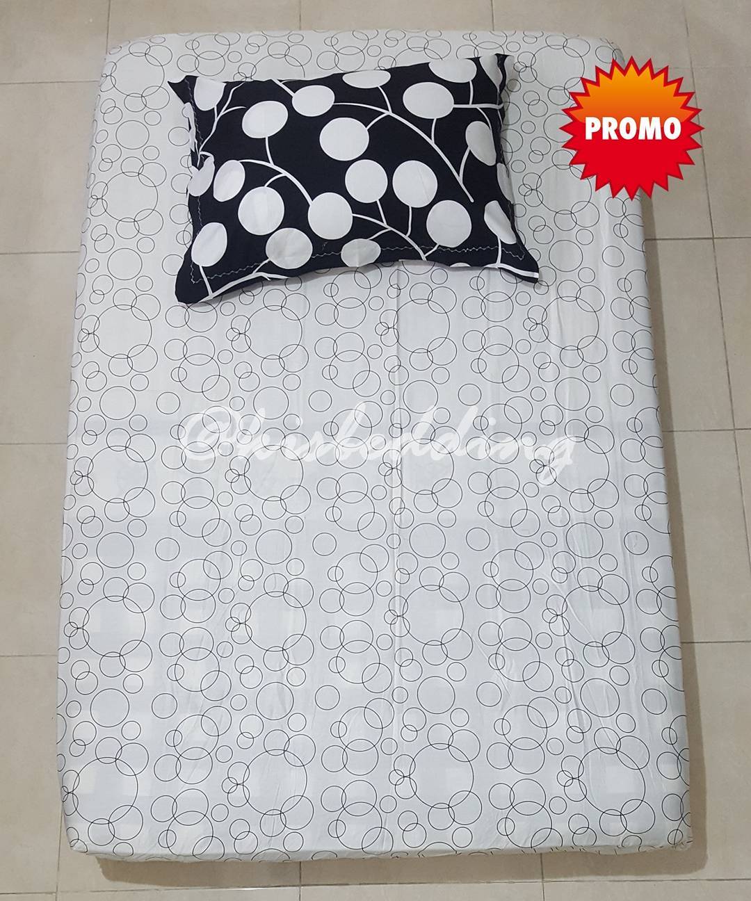 Sprei Motif Bubble Putih