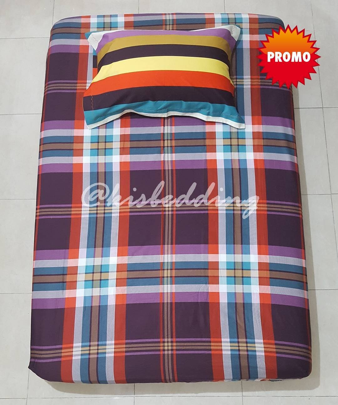 Sprei Motif Garis-garis Kotak