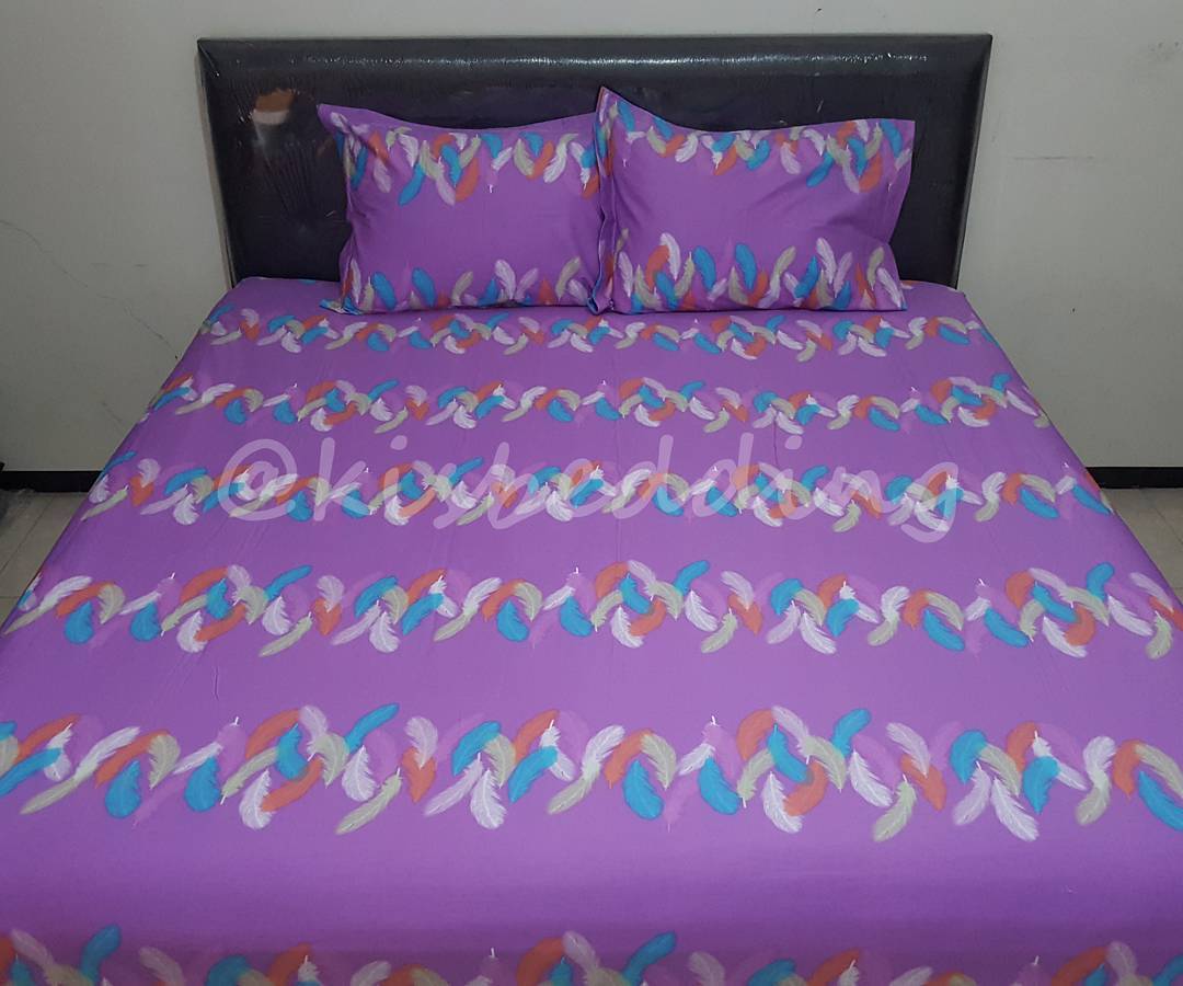 Sprei Motif Feather