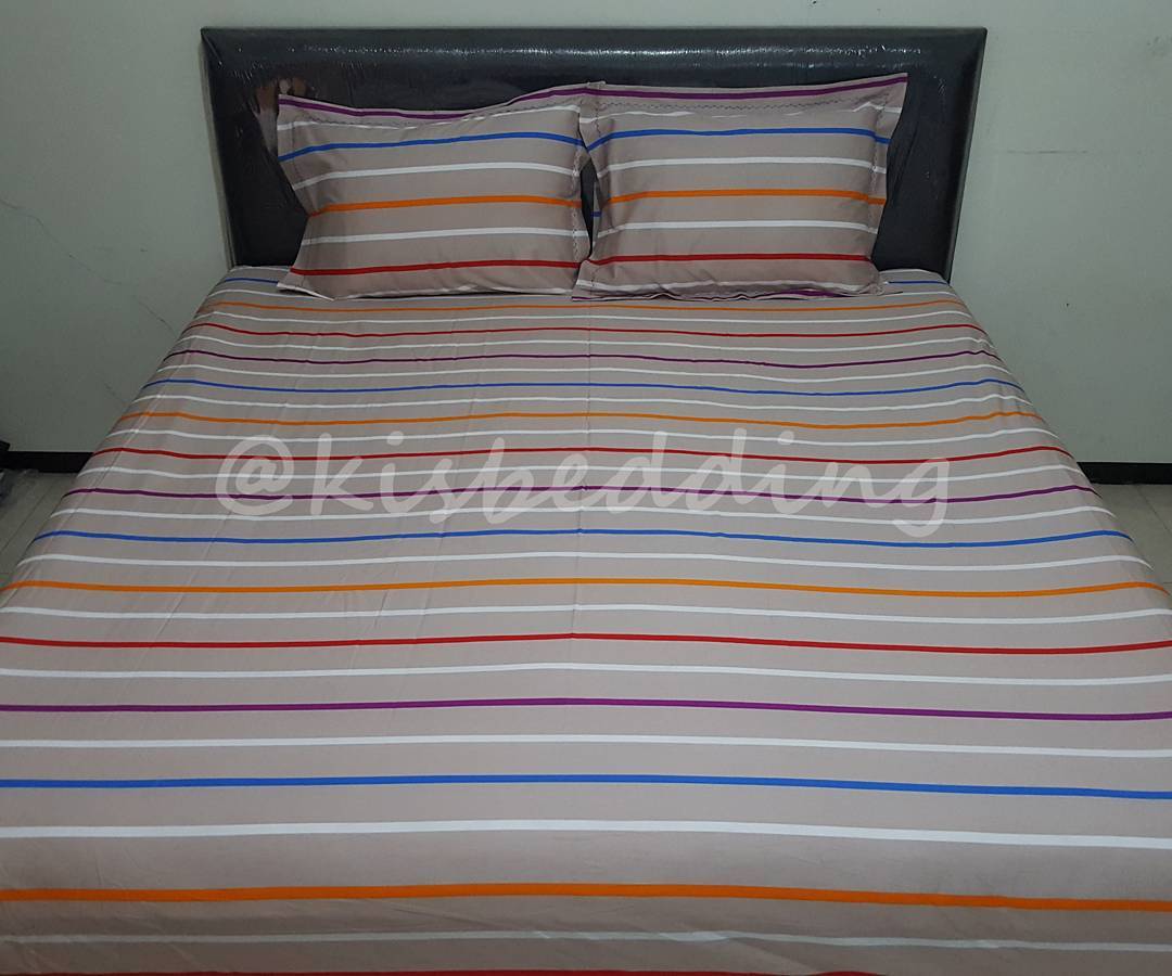 Sprei Motif Rainbow Strip