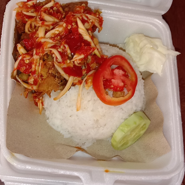  Ayam Gprek Sambel Pencit