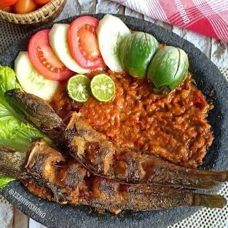 Pecel Lele