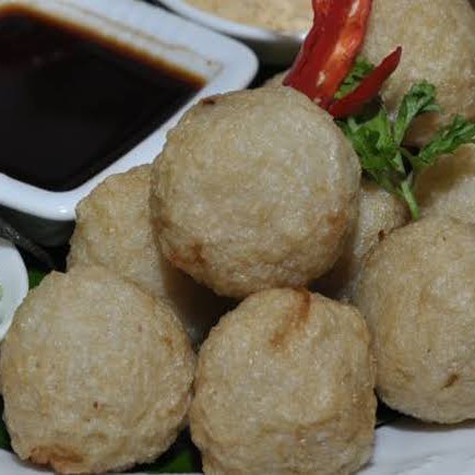 Pempek Adaan