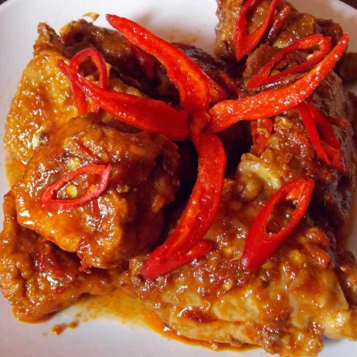 1 Potong Ayam Balado