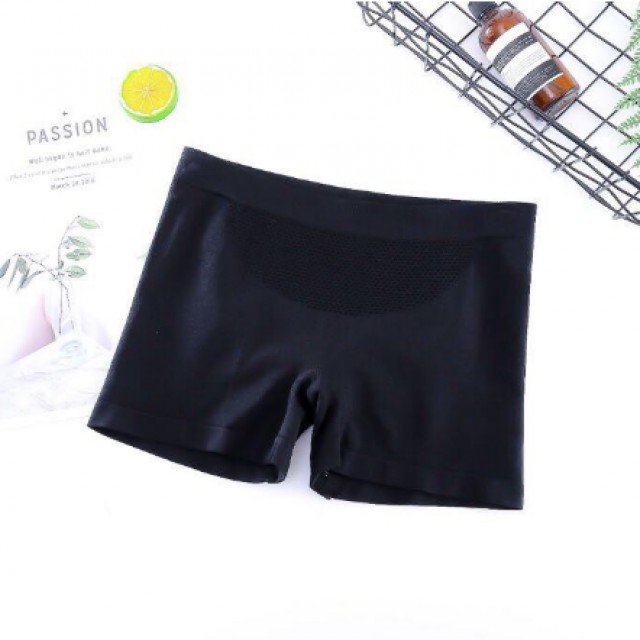 660 CELANA PENDEK WANITA 2