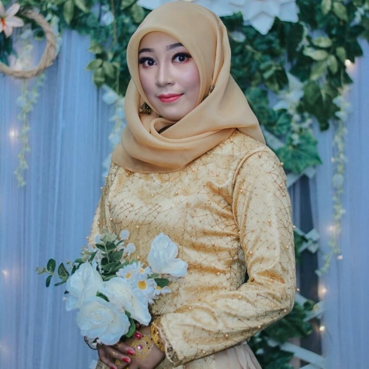 AIMA MAKE UP 4