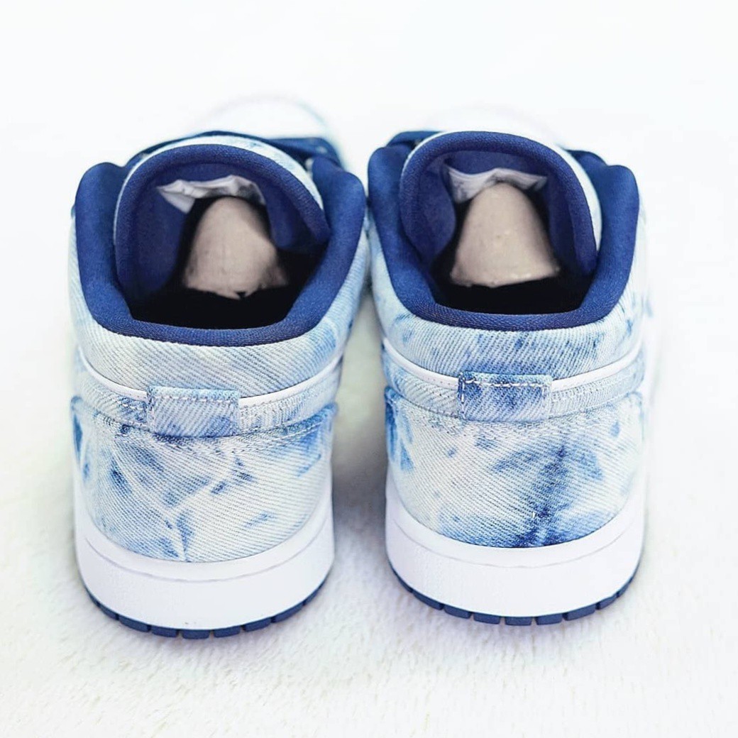 AJ 1LOW Washed Denim