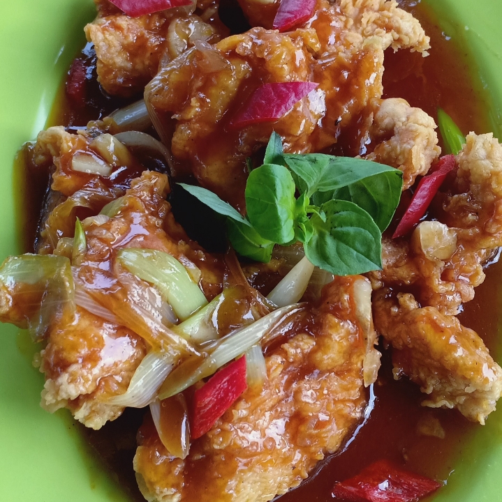 AYAM ASAM MANIS