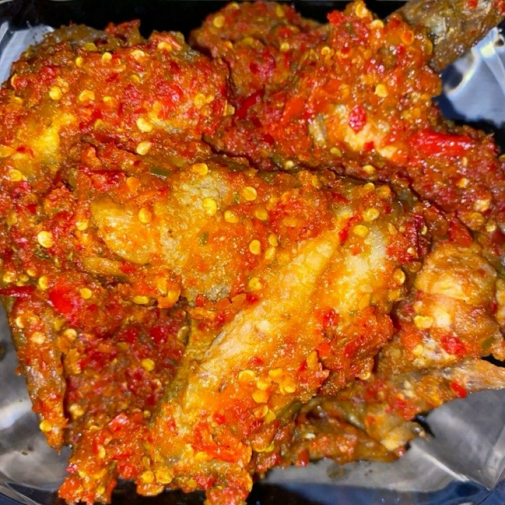 AYAM BALADO