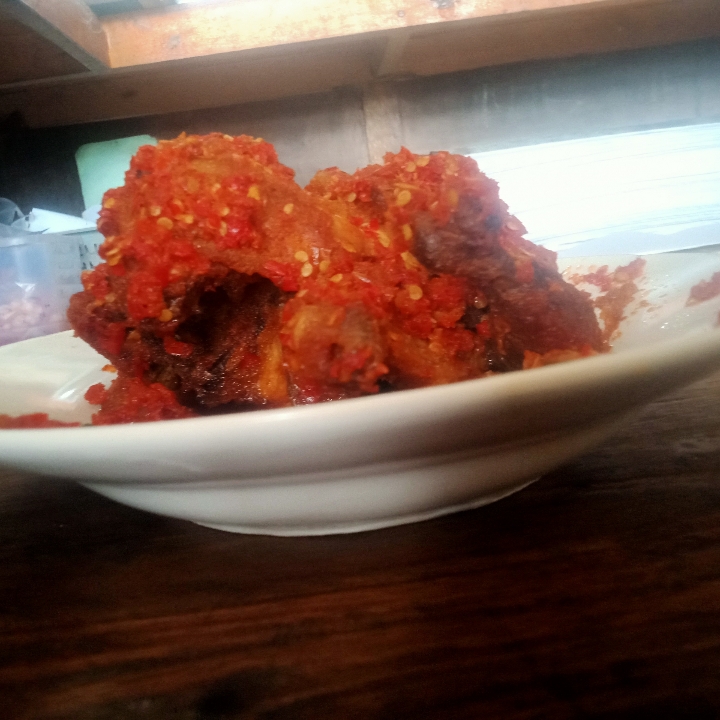 AYAM BALADO PAKAI NASI