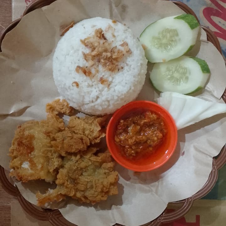 AYAM GEPREK 